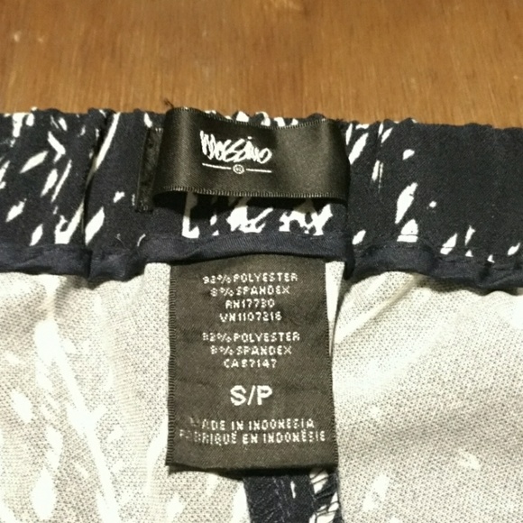 Mossimo shorts - Picture 3 of 3